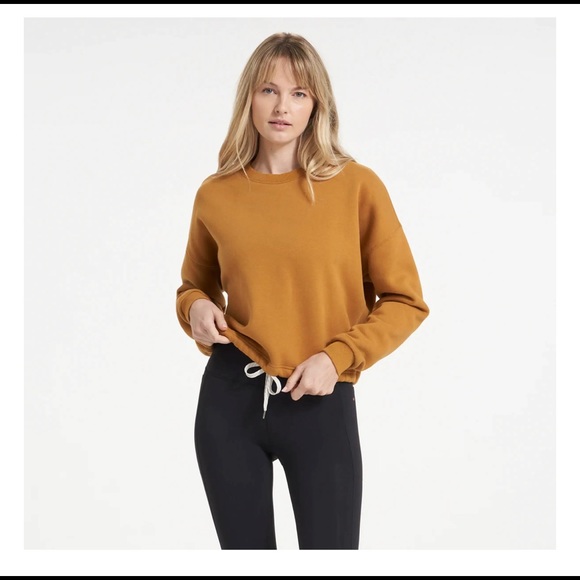 vuori restore crew pullover